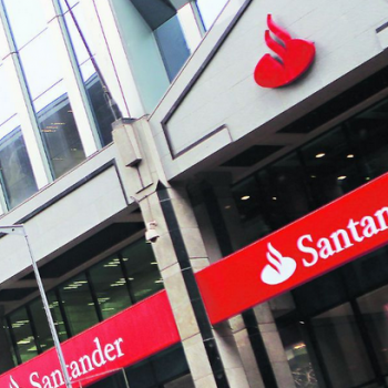 Centro de Políticas Públicas UC y Santander lanzan curso de educación financiera